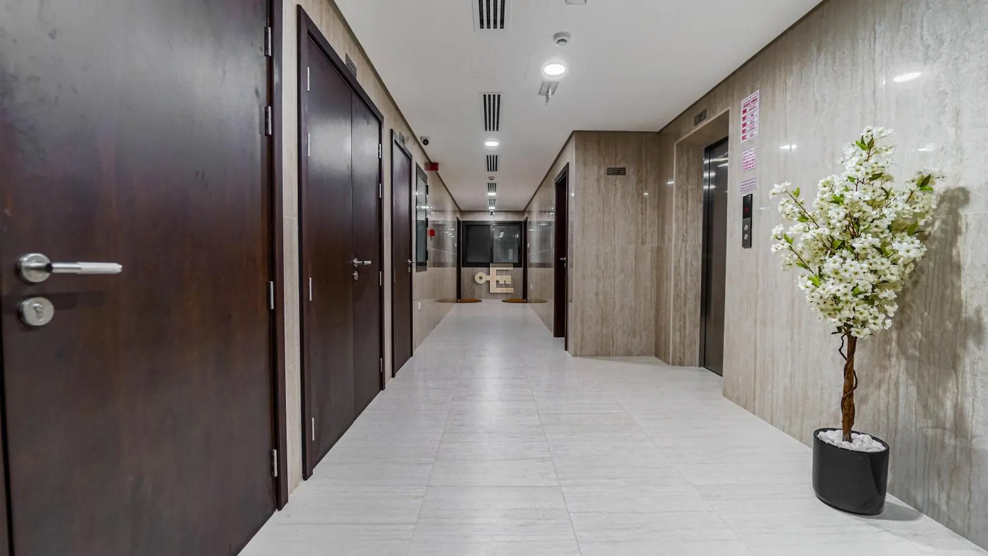 Apartamento Everluxe 1 Bedroom Front View - Al Karama Dubai Emirados Árabes Unidos